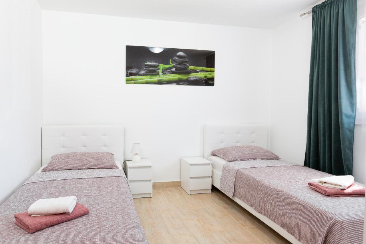 Vrdoljak Medulin Exteriör bild