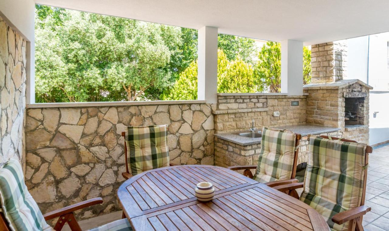 Vrdoljak Medulin Exteriör bild